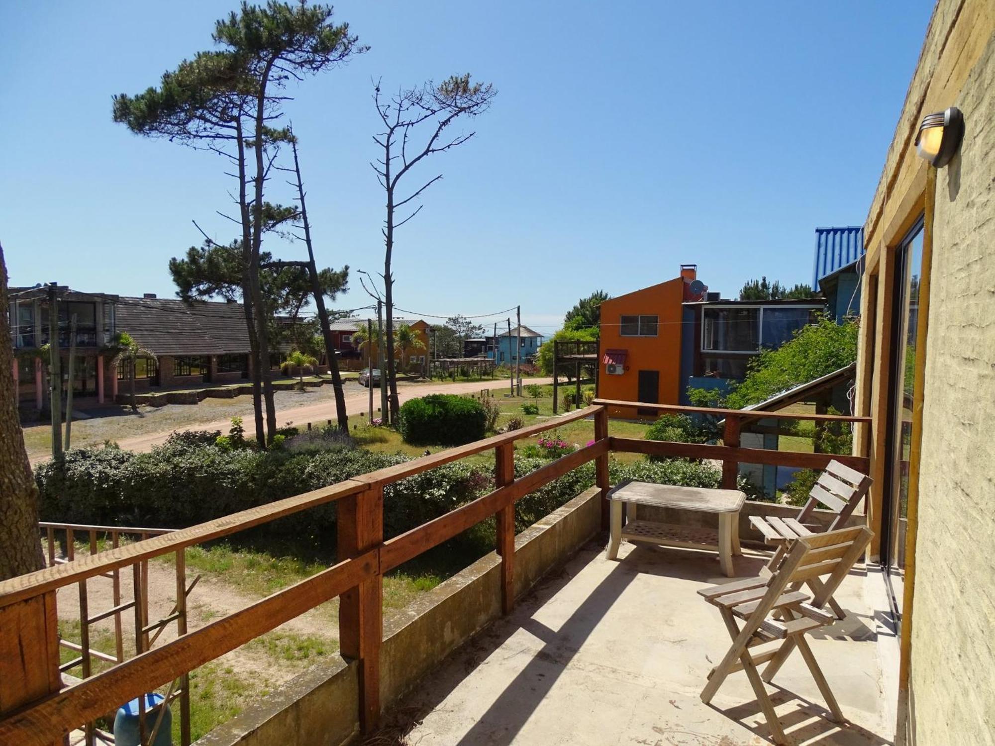 Casa Amarilla Con Jacuzzi Villa Punta Del Diablo Bagian luar foto